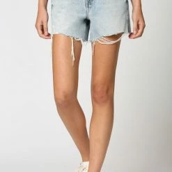 Hidden Jeans The Harlow Light Wash Classic Side Slit Mom Shorts
