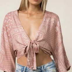 Style Rack The Pretty In Mauve Bandana Tie Top
