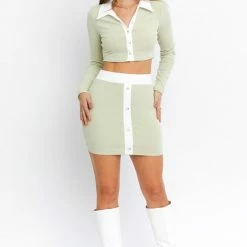 Le Lis The Sasha Sage & White Retro Collared Top