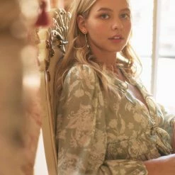 Endless Blu The Pixie Lime Paisley Ruffled Top