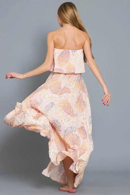 Aakaa The Stinson Pink Paisley Print Strapless Maxi Dress Dresses