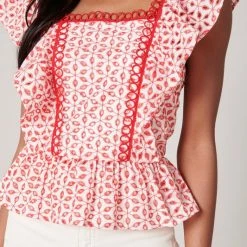 SugarLips The Sayulita Red & White Eyelet Perplum Top
