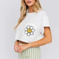 Le Lis The Smiley Daisy White Cropped Pocket Tee Tops