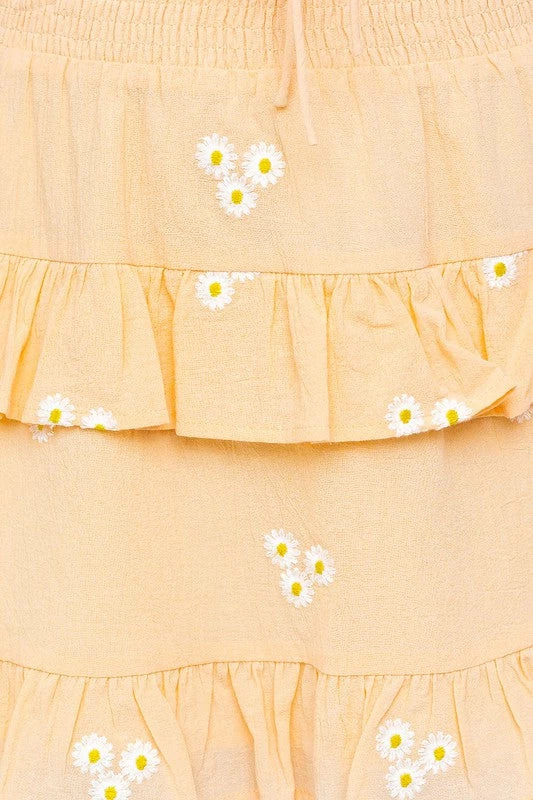 Le Lis The Daisy Embroidered Tiered Mini Skirt
