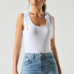 Sugar Lips Tops The Breck Essential Scoop Neck Tie Tank