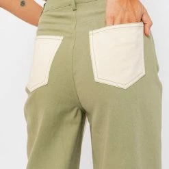 Le Lis The Justine Tan & White Colorblock Straight Jeans Pants