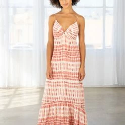 Love Stitch Dresses The Ginger Diamond Twist Front Maxi Dress